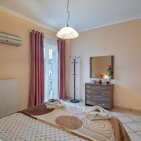 House Of Velenia - 2 Bedroom Apartment Near Old Town, Airport And Bus Station Corfu  Extérieur photo