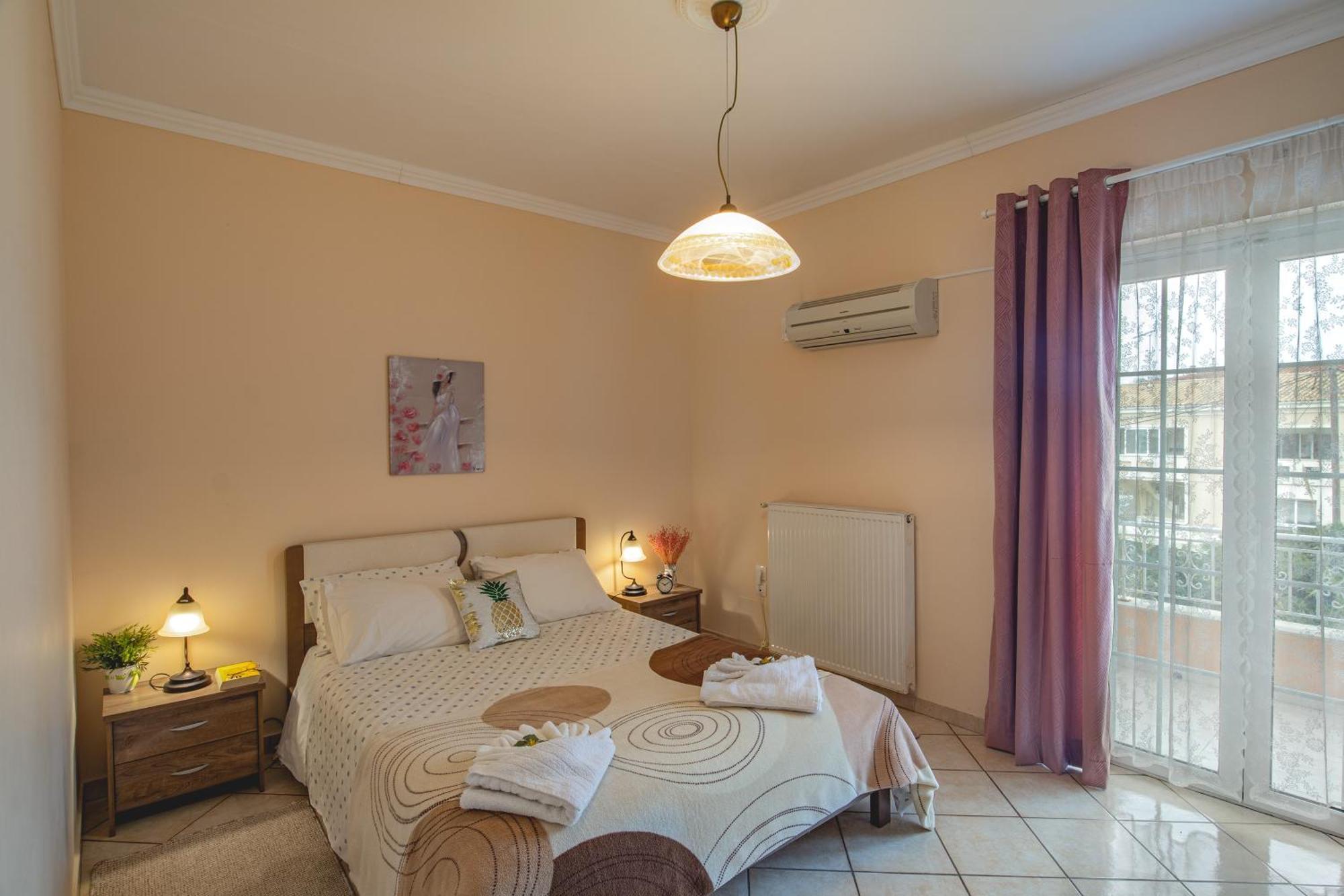 House Of Velenia - 2 Bedroom Apartment Near Old Town, Airport And Bus Station Corfu  Extérieur photo