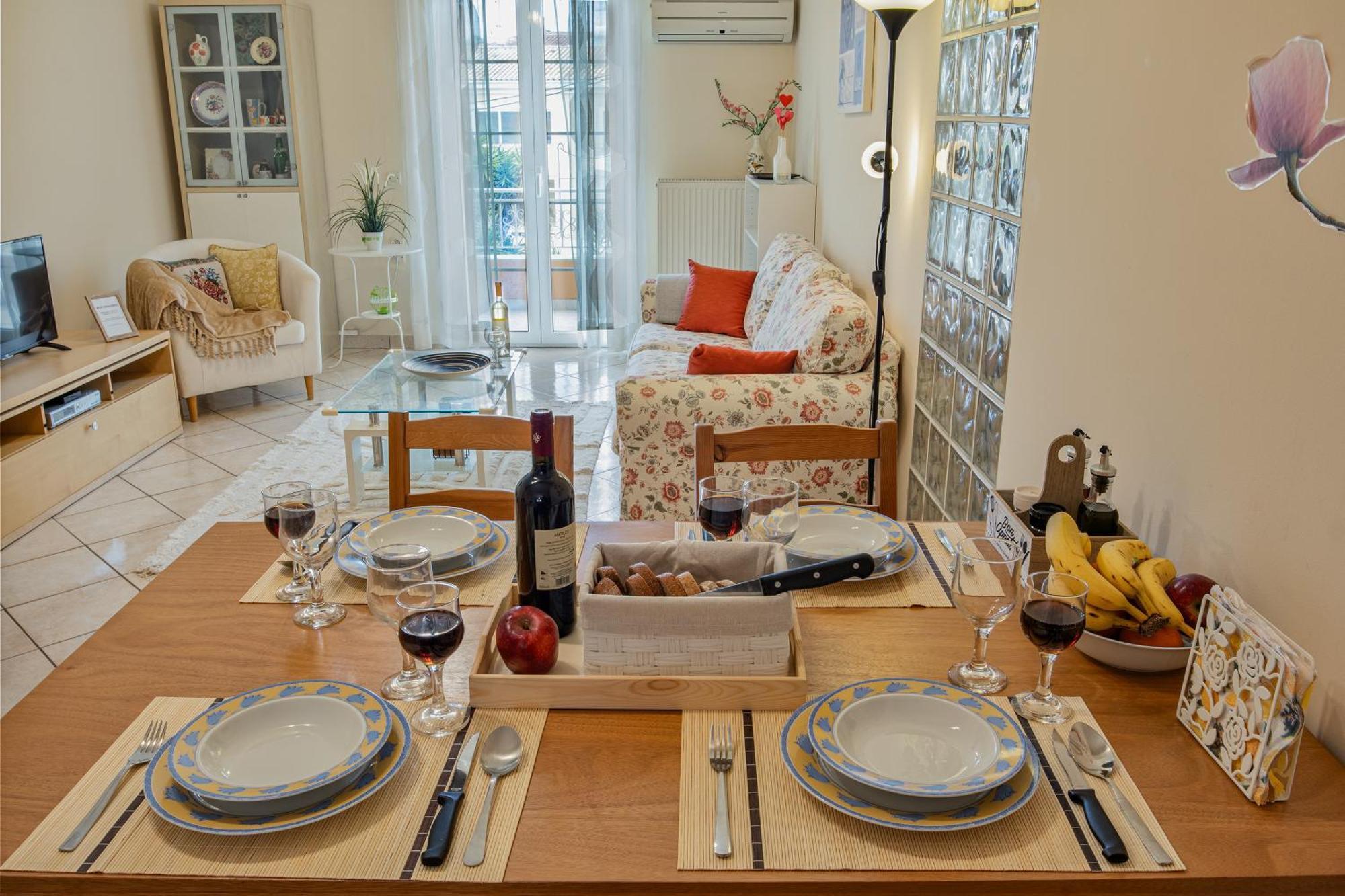 House Of Velenia - 2 Bedroom Apartment Near Old Town, Airport And Bus Station Corfu  Extérieur photo