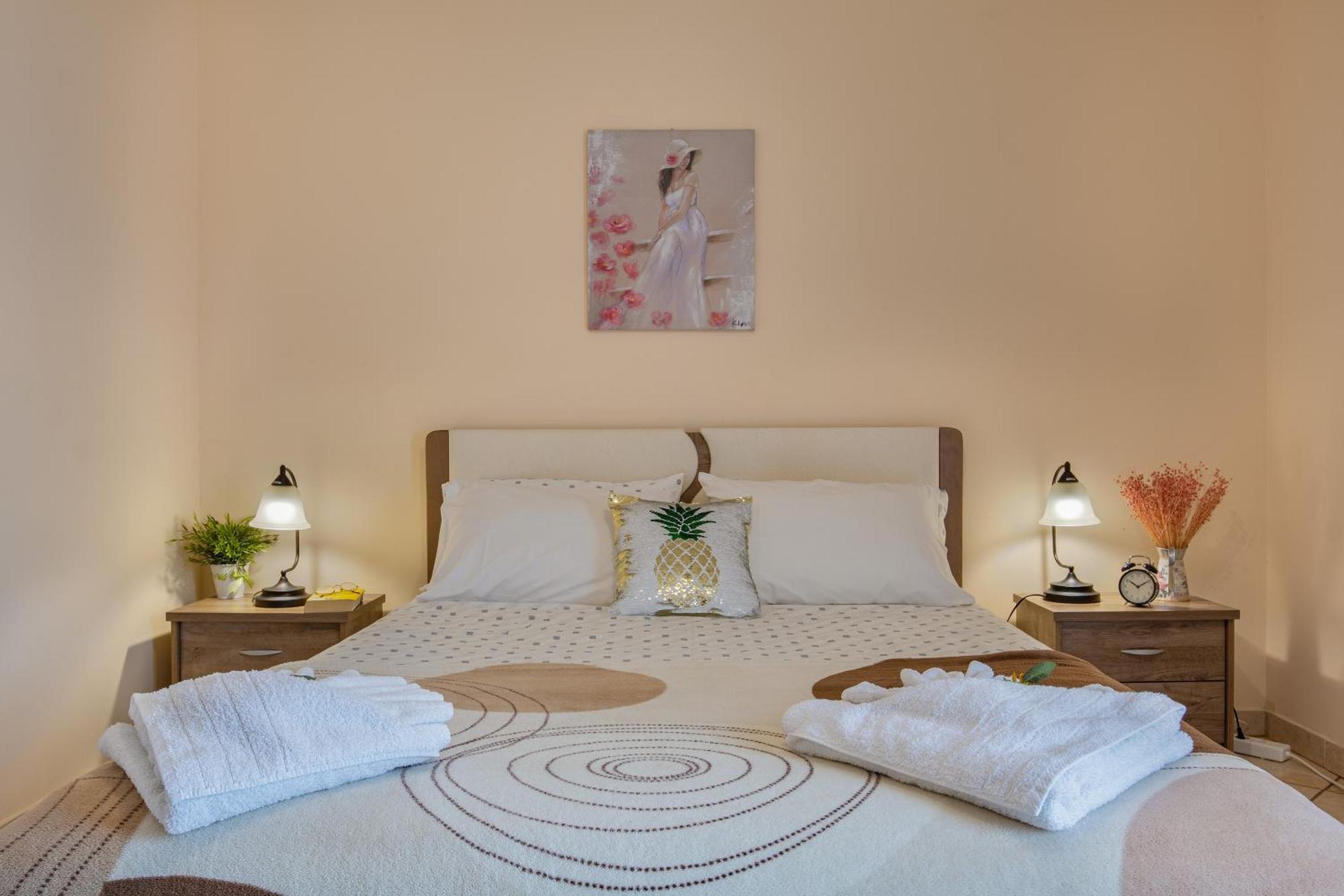 House Of Velenia - 2 Bedroom Apartment Near Old Town, Airport And Bus Station Corfu  Extérieur photo