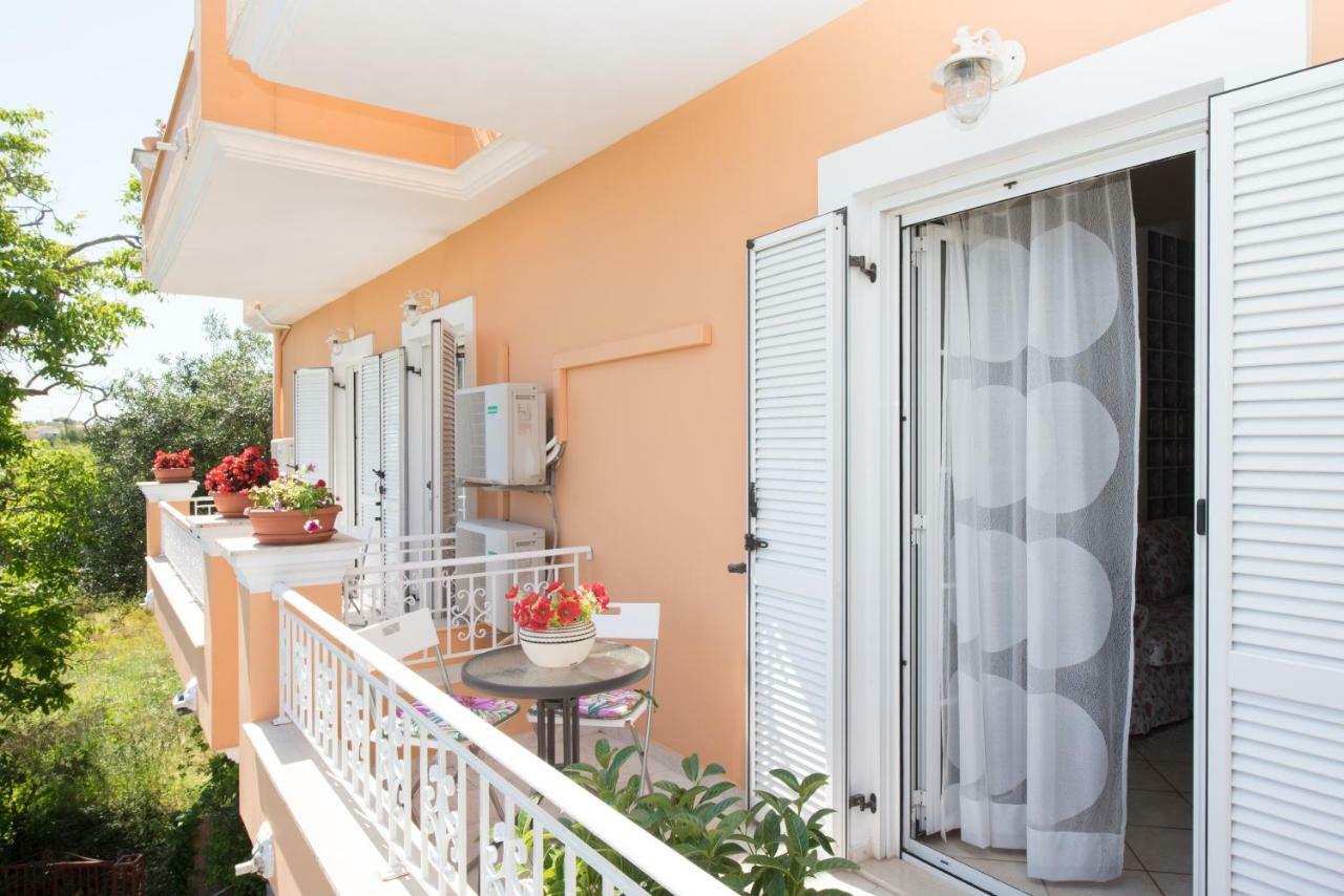 House Of Velenia - 2 Bedroom Apartment Near Old Town, Airport And Bus Station Corfu  Extérieur photo